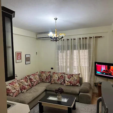 Apartamento Tek Kompleksi Thomallari-golem