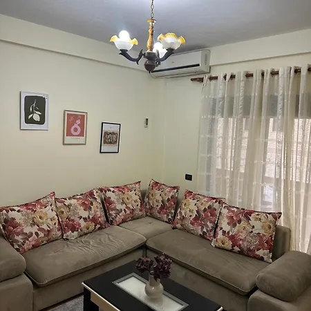 Apartamento Tek Kompleksi Thomallari-golem