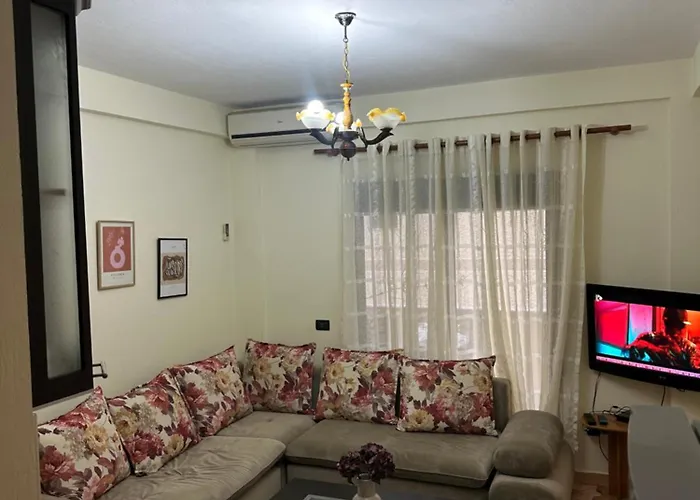 Apartamento Tek Kompleksi Thomallari-golem