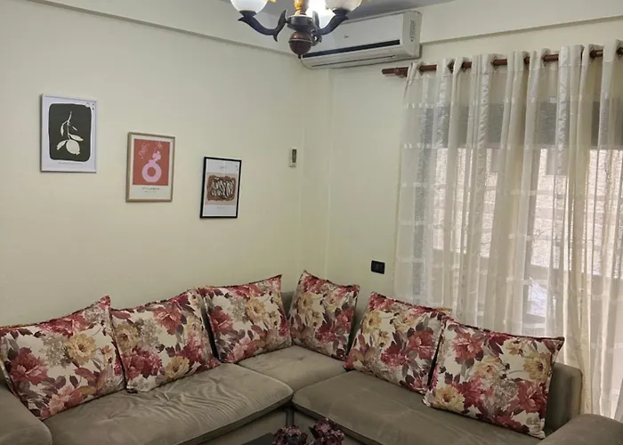 Apartamento Tek Kompleksi Thomallari-golem